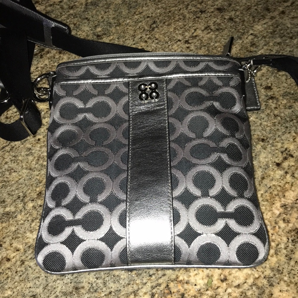 Like new authentic coach crossbody